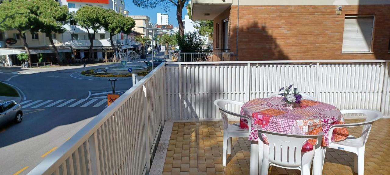Casa Bivi - Apartments With 1 And 2 Bedrooms - Click Here For More Availabilities Lignano Sabbiadoro Exterior foto