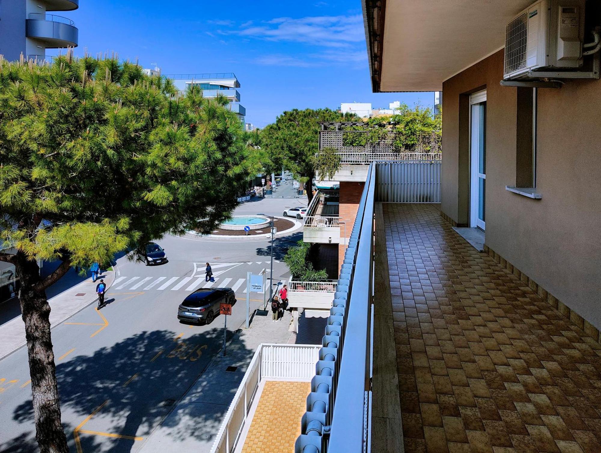 Casa Bivi - Apartments With 1 And 2 Bedrooms - Click Here For More Availabilities Lignano Sabbiadoro Exterior foto